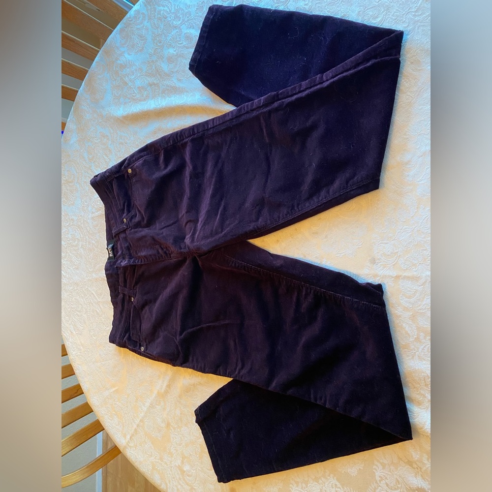 BUFFALO LONG Women’s Pants 10/30. One is blue. One is dark maroon